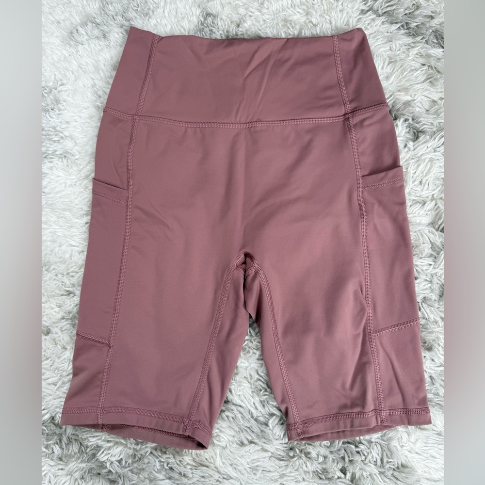 Sacré Mauve High-Waisted Bike Shorts w/ Pockets | Size Small